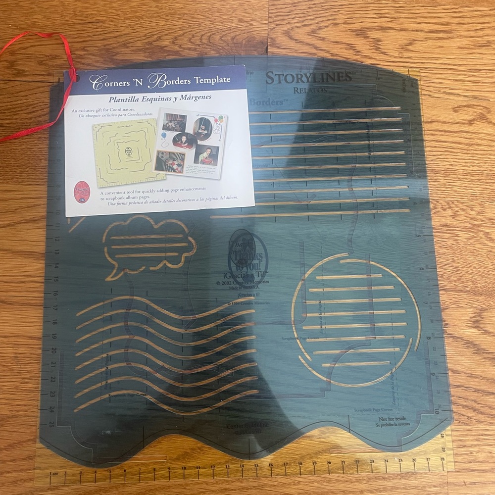 Creative Memories Corners ‘N Borders Template, brand new